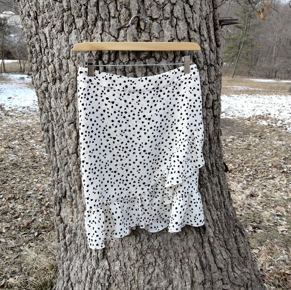 LC Lauren Conrad Dresses & Skirts - 🍁 Price Drop!🍁Lauren Conrad skirt in size S